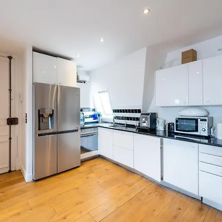 Vue Tour Eiffel Paryż